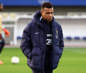 九游体育-包含法国杯今晚再迎强敌，上海海港刷新队史纪录，主帅态度：球迷炸锅，训练强度明显提升的词条