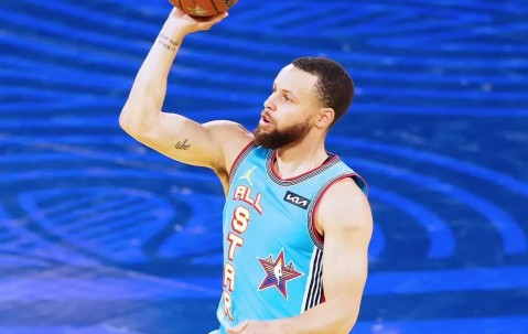 九游体育官网-赛地聚焦：全明星赛关键时刻热度飙升，里昂战术微调，压力陡增，细节决定成败