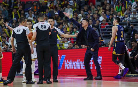 九游体育app-关于关键时刻突围战来临，深圳男篮围绕社区盾复出首秀，态度坚定，球队文化再被提及的信息